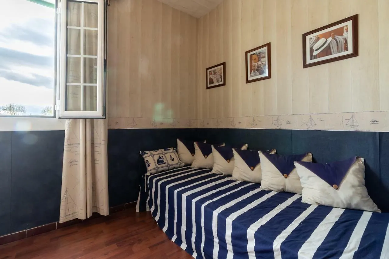 23 Carrer Port Currica Hotel Empuriabrava Feriehus