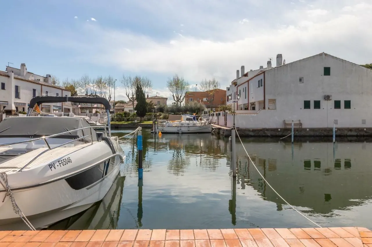 Feriehus 23 Carrer Port Currica Hotel Empuriabrava Spanien